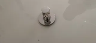 Colgador Adhesivo Metal Plateado