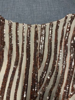 Vestido fiesta lentejuelas beige y oro Talla L