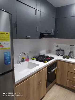 "Reformas y Montajes: Suelos, Pintura y Carpinterí