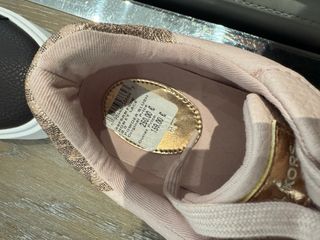 Michael Kors Zapatillas Rosa y Dorado