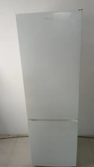 Nevera blanca