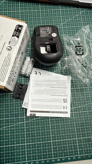 Amazon Basics Ratón inalámbrico con receptor USB