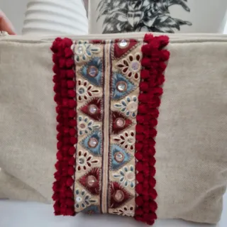 Neceser étnico hecho a mano