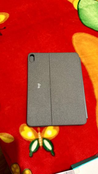 Logitech Combo Touch iPad Air 4 10.9 Trackpad