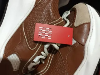 Zapatillas Carolina Herrera Caballero Marrón/Rojo