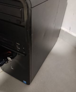 PC Sobremesa Dell i3 para piezas