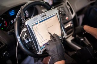 Servicio de Diagnosis y Programación de Vehículos