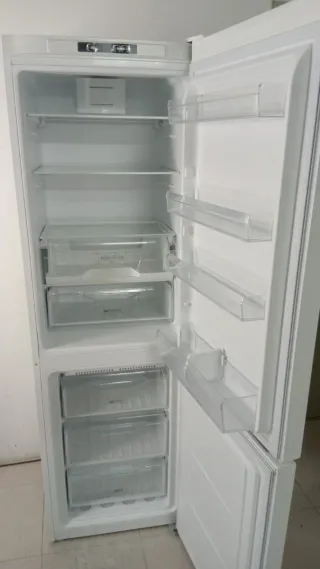 Nevera blanca Indesit