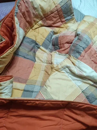 Edredón a cuadros naranja y amarillo