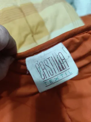 Edredón a cuadros naranja y amarillo