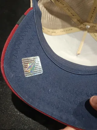 Gorra Goorin Bros Gallo Azul y Rojo