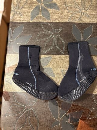 Guantes y Escarpines Neopreno Tribord