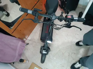 Patín Eléctrico Bogist Negro