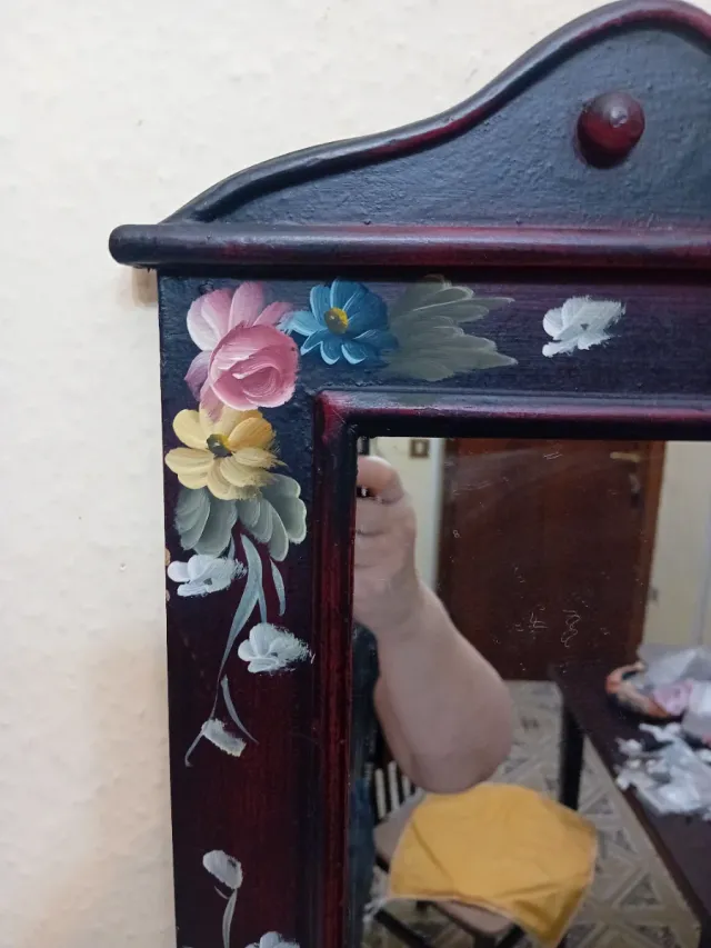 Specchio antico decorato a mano