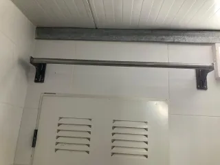 Barra de Dominadas para poner encima de la Puerta