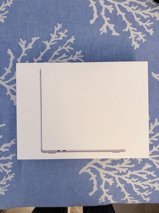 MacBook Apple Plata 2025