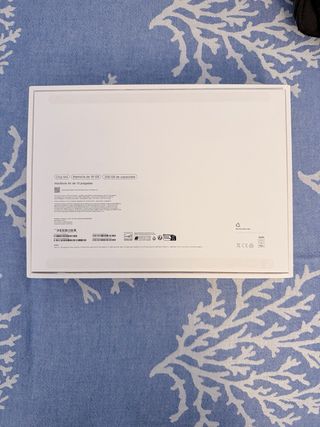 MacBook Apple Plata 2025