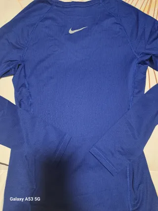 Camiseta Nike Pro Térmica Manga Larga Azul
