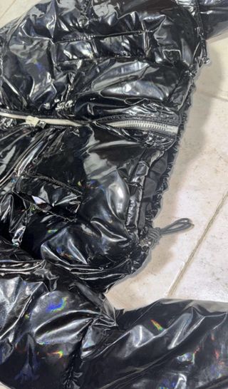 Bomber donna Bershka lucida nera