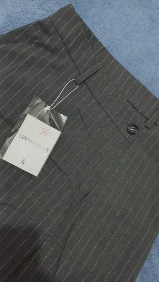 Falda gris rayas talla S