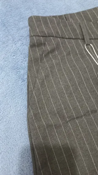 Falda gris rayas talla S