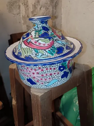 Vari oggetti da collezione