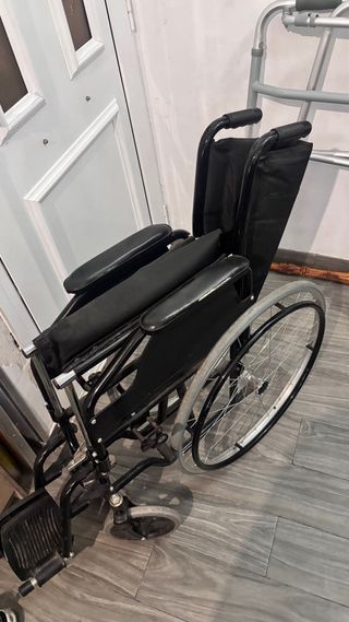 Silla de ruedas  como nueva   Excelente calidad