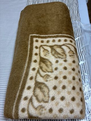 Manta de pelo suave tonos marrones