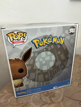 Funko Pop! Pokémon Eevee 540 jumbo