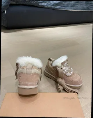 UGG Lowmel zapatillas beige/marrón