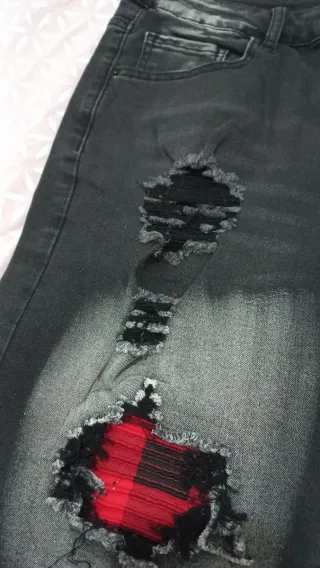 Pantalón corto Roto Talla L