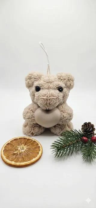 Vela Osito Corazón Beige artesanal.