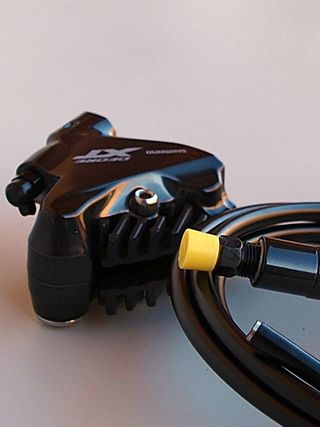 Freno Shimano Deore XT M8110 Flat Mount NUEVO