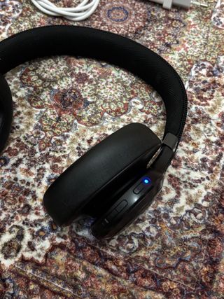 Auriculares Inalámbricos JBL Live 660NC