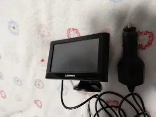 GPS Garmin con enchufe para coche