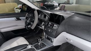 Mercedes-Benz Clase C280 231cv