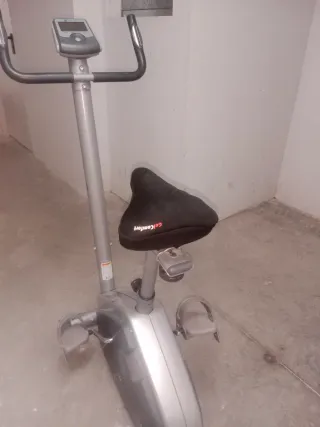 Bicicleta estática con programas