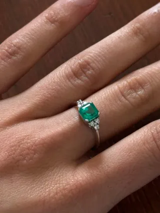 Anello donna in Oro 9kt Smeraldo Naturale 1.80 ct