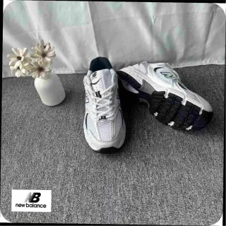 New Balance 530 Gris y Blanco