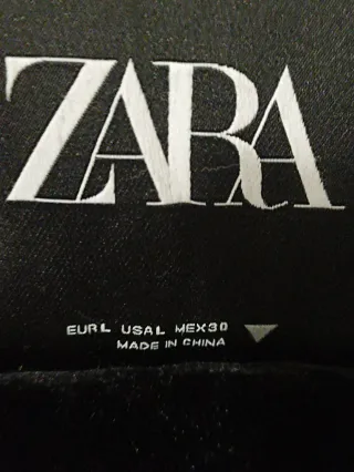 Parka Zara Mujer Negra