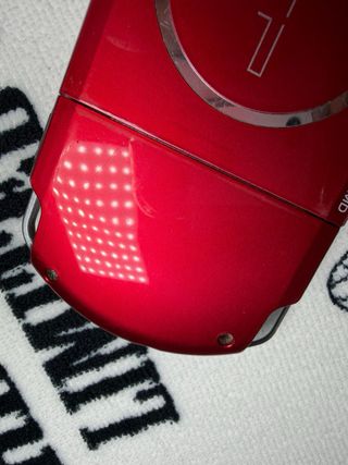 Sony PlayStation Portable - Cosmic Red