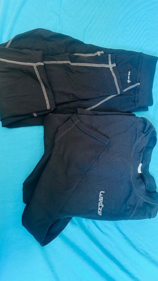 Camiseta y Pantalón térmica Quechua Talla M