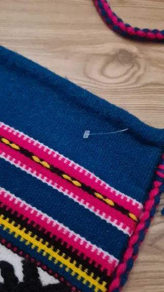 Borsa lana blu e rosa con frange