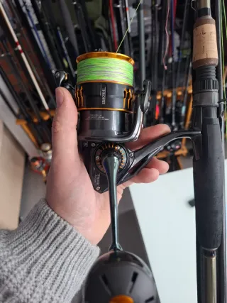 Carrete Bullzen Thrones 5000