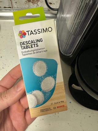 Cafetera Bosch Tassimo + pastillas descal