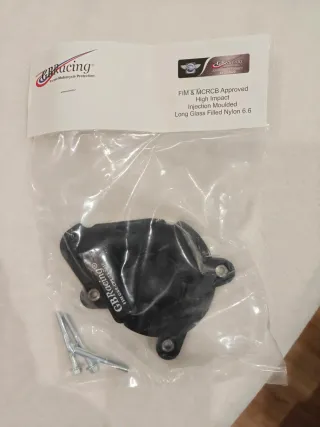 Tapa GBRacing Bomba Agua Aprilia Rs660