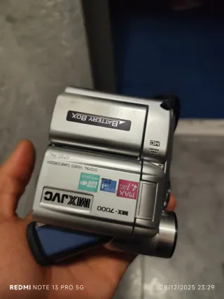 Videocámara JVC MX-7000