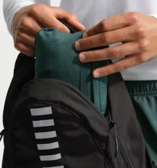 Chaqueta Nike Windrunner Hombre Impossibly Light