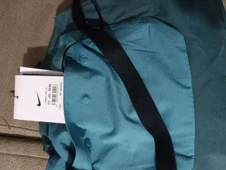 Chaqueta Nike Windrunner Hombre Impossibly Light