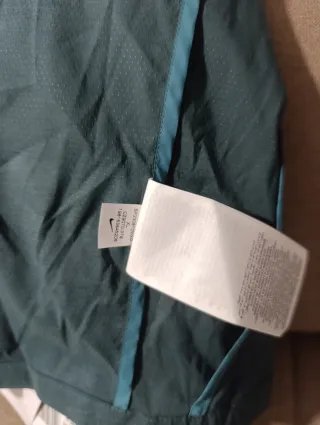 Chaqueta Nike Windrunner Hombre Impossibly Light